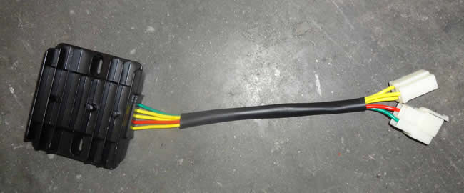 VOLTAGE REGULATO R (2)
